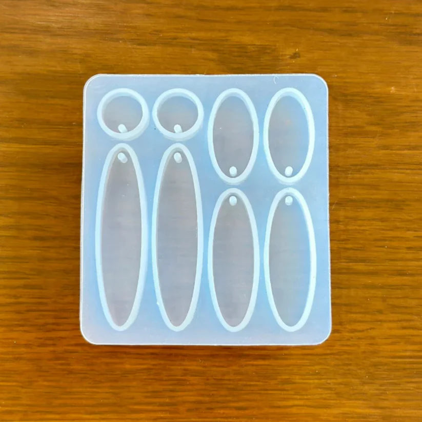 8 cavity  Oval key chain/Pendant Mould