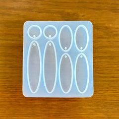 8 cavity  Oval key chain/Pendant Mould