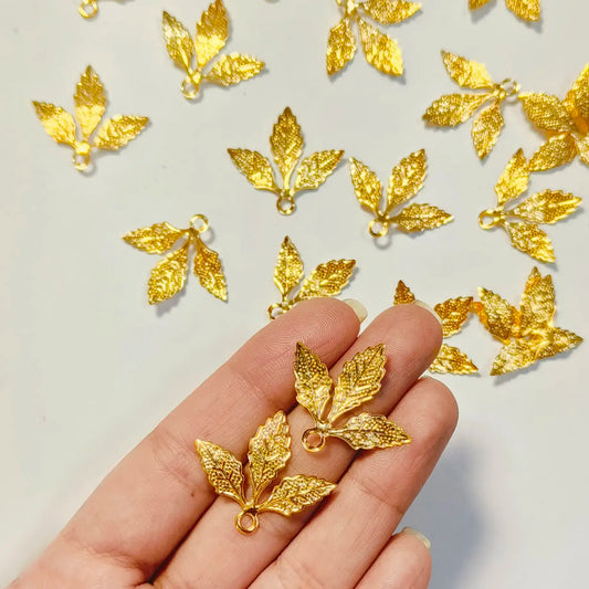 3 petals Golden Metal Leaf (10pcs)