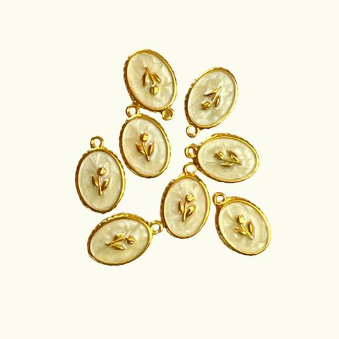 Oval Flower Charm - 1 Pcs