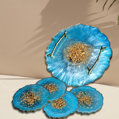 Resin Tray and Coaster Set in Sky Blue With Set of 4 Geode Agate Coasters